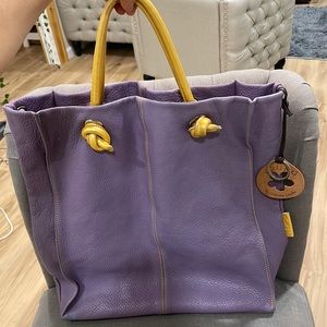 Young by Caterina Lucchi bag. Color purple